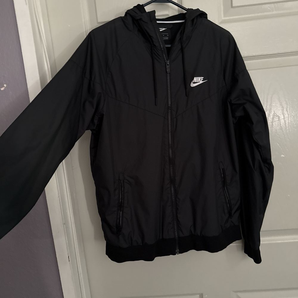 Nike Men's Black Windbreaker Jacket